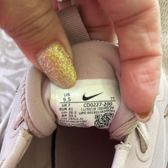 Nike flex for women’s sneakers - Picture 4 of 5